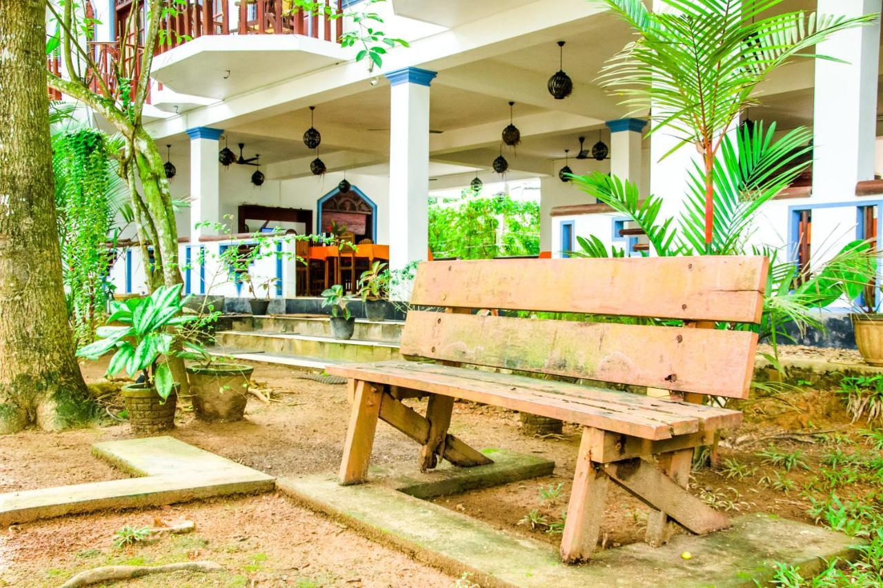 No Name Rest Hotel Unawatuna Eksteriør billede